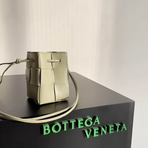 Bottega Veneta Original Bucket Bag Authentic Drawstring Luxury Leather