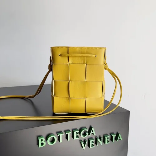 Bottega Veneta Original Bucket Bag Authentic Drawstring Luxury Leather