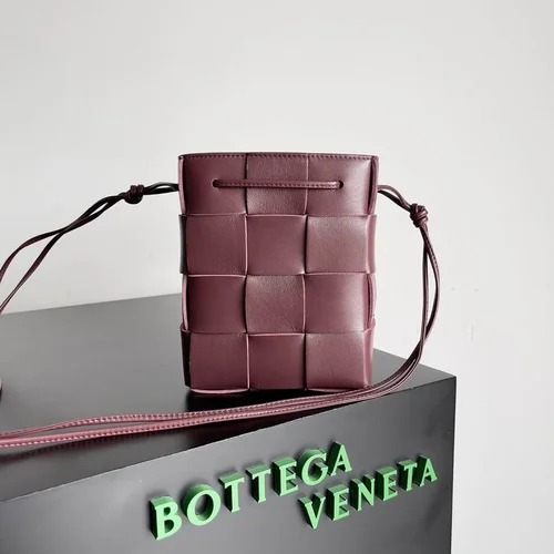 Bottega Veneta Original Bucket Bag Authentic Drawstring Luxury Leather
