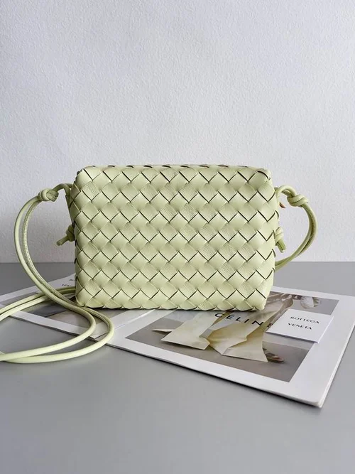 Bottega Veneta Camera Bag Small Crossbody Original Authentic Luxury