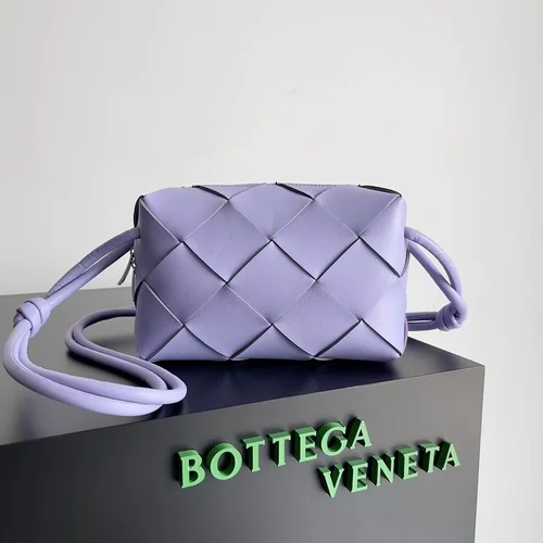Bottega Veneta Camera Bag Small Crossbody Original Authentic Luxury