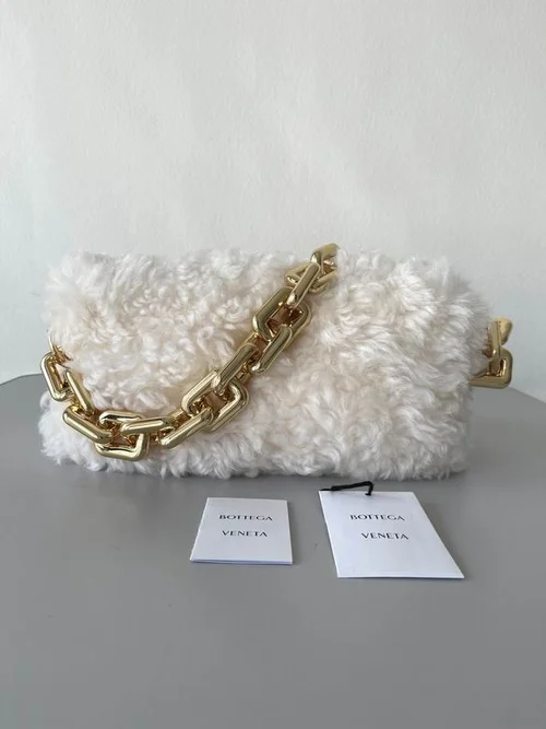 Bottega Veneta Chain Pouch Clutch Original Authentic Evening Bag