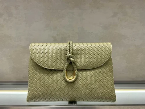 11 Bottega Veneta Liberta Large Tote Bag Women Luxury Woven Leather
