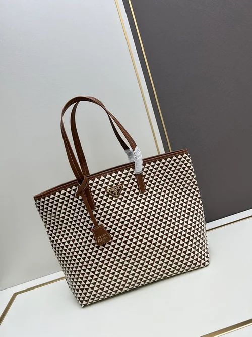 11 Prada Large Tote Bag Women Luxury Saffiano Designer