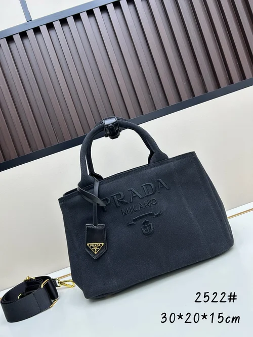11 Prada Large Tote Bag Women Luxury Saffiano Designer