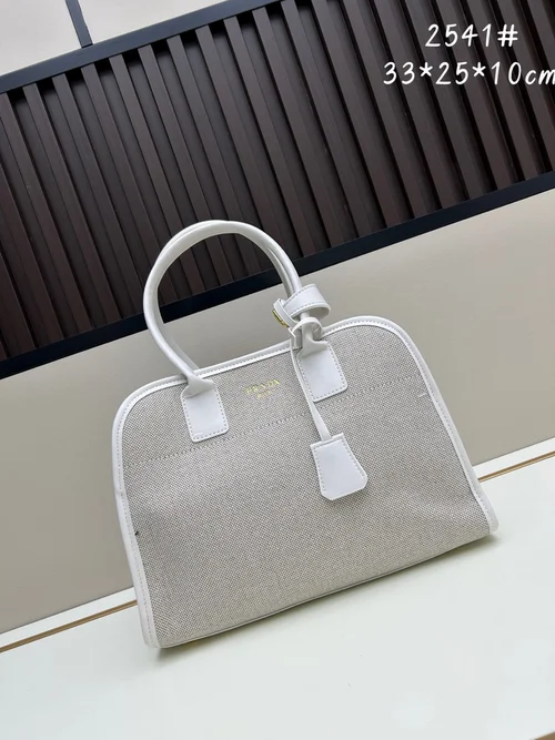 11 Prada Large Tote Bag Women Luxury Saffiano Designer