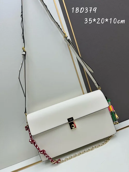 11 Prada One Shoulder Bag Medium Women Luxury Saffiano