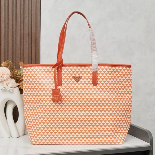 11 Prada Women's Designer Handbags Luxury Saffiano Collection