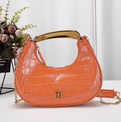 11 Tom Ford Women's Shoulder Bags Luxury Leather Collection