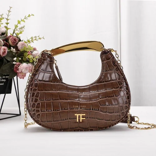 11 Tom Ford Women's Shoulder Bags Luxury Leather Collection