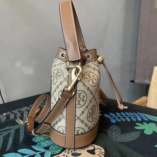 Tory Burch Original Bucket Bag Authentic Leather Luxury