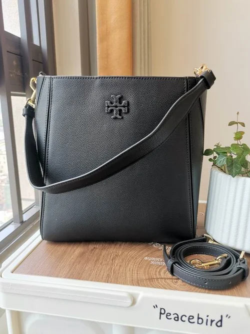Tory Burch Original Bucket Bag Authentic Leather Luxury