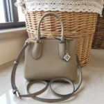 Tory Burch Original Shell Bag Authentic Leather Luxury