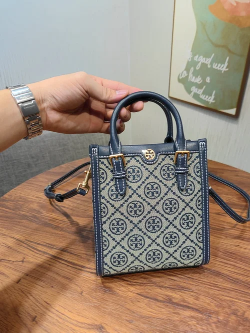 Tory Burch Messenger Bag Medium Women Luxury Leather