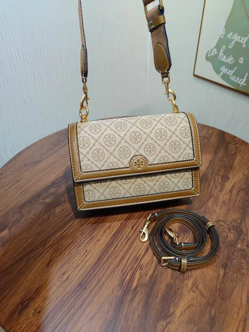 11 Tory Burch Women's Shoulder Bags Luxury Leather Collection