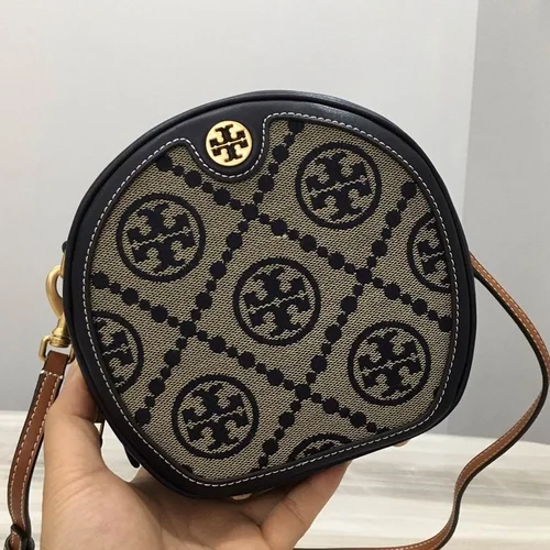 11 Tory Burch Women's Shoulder Bags Luxury Leather Collection