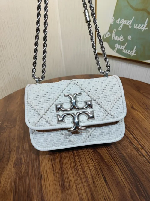 11 Tory Burch Women's Shoulder Bags Luxury Leather Collection