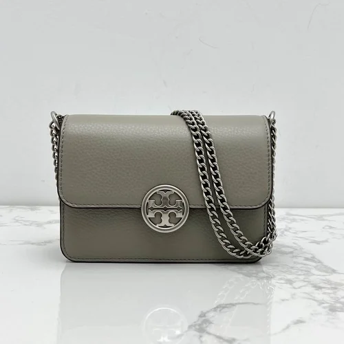 11 Tory Burch Women's Shoulder Bags Luxury Leather Collection