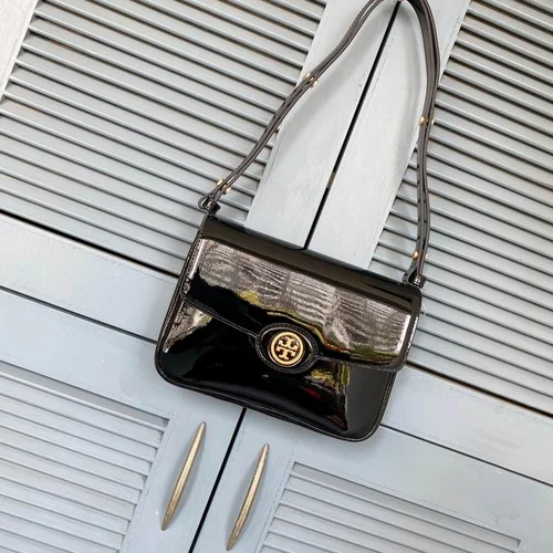 11 Tory Burch Women's Shoulder Bags Luxury Leather Collection