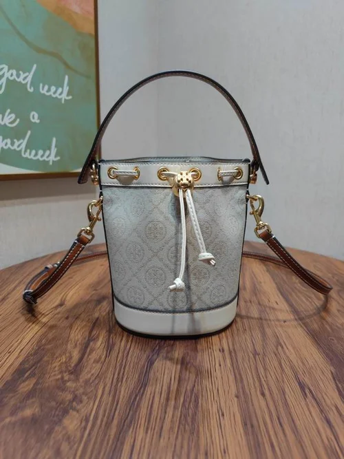 11 Tory Burch Bucket Bags Small Women Luxury Leather