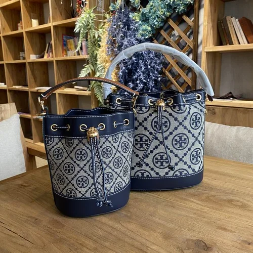 11 Tory Burch Bucket Bags Small Women Luxury Leather