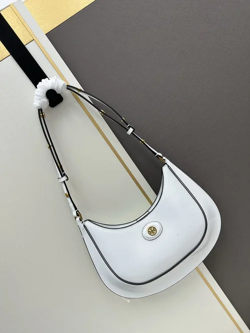 11 Tory Burch Underarm Pouch Small Women Luxury Leather