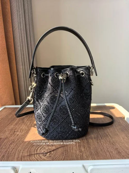 Tory Burch Original Bucket Bag Authentic Leather Luxury