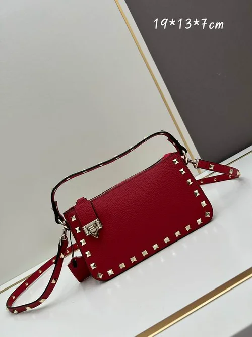 11 Valentino Rockstud Spike Bag Women Luxury Quilted Leather