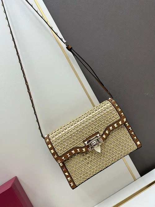 11 Valentino Shoulder Bag Medium Women Luxury Rockstud