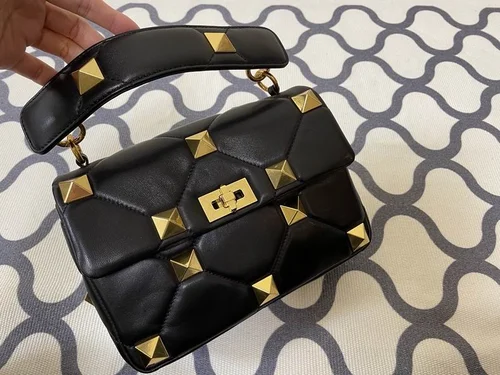 Valentino Original Shoulder Bag Authentic Rockstud Leather
