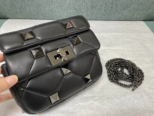 Valentino Original Shoulder Bag Authentic Rockstud Leather