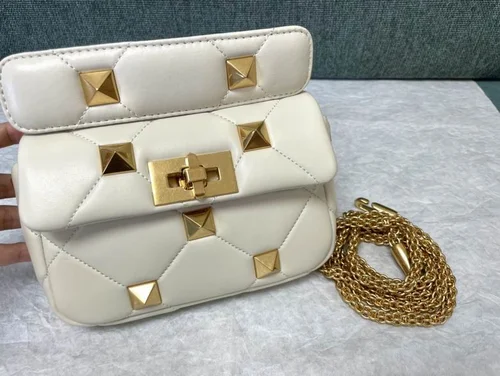 Valentino Original Shoulder Bag Authentic Rockstud Leather