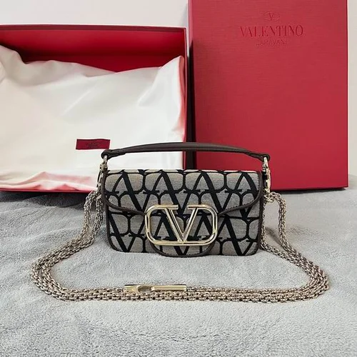 Valentino Original Shoulder Bag Authentic Rockstud Leather