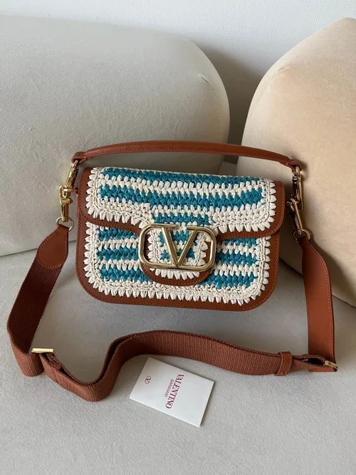 Valentino Original Shoulder Bag Authentic Rockstud Leather