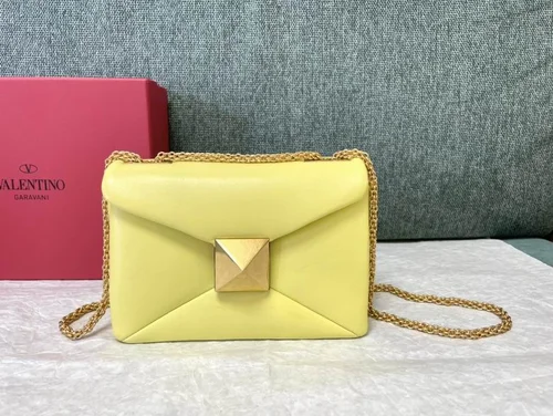 Valentino Original Shoulder Bag Authentic Rockstud Leather