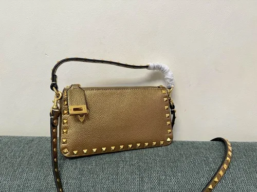 Valentino Original Shoulder Bag Authentic Rockstud Leather
