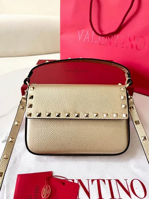 Valentino Original Shoulder Bag Authentic Rockstud Leather