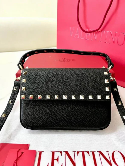 Valentino Original Shoulder Bag Authentic Rockstud Leather
