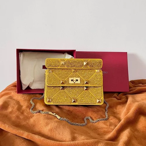 Valentino Original Shoulder Bag Authentic Rockstud Leather