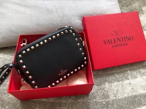Valentino Original Shoulder Bag Authentic Rockstud Leather