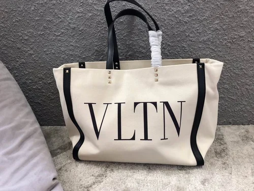 Valentino Original Tote Bags Authentic Rockstud Luxury