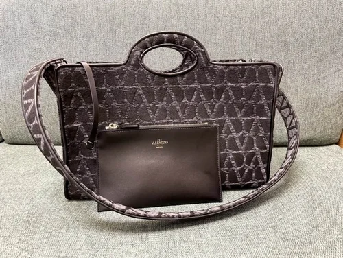 Valentino Original Tote Bags Authentic Rockstud Luxury
