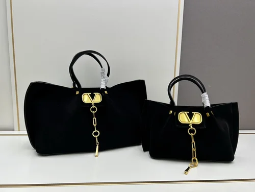 11 Valentino Large Tote Bag Women Luxury Rockstud Designer