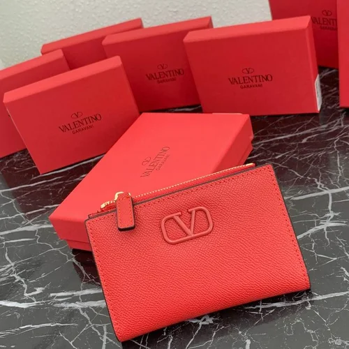 11 Valentino Women's Wallet Luxury Rockstud Leather Designer