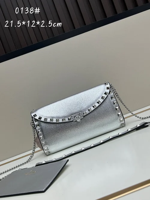 11 Valentino Rockstud Spike Bag Women Luxury Quilted Leather