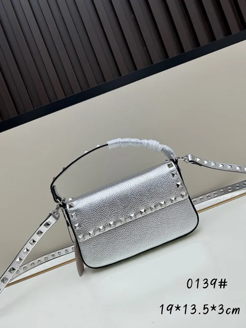11 Valentino Shoulder Bag Medium Women Luxury Rockstud