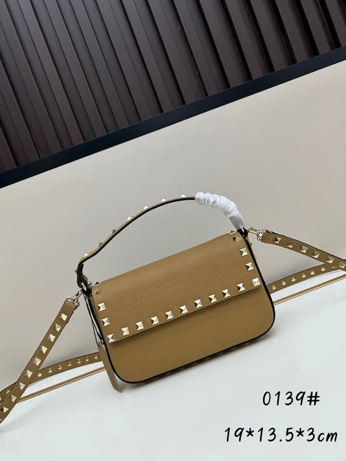 11 Valentino Shoulder Bag Medium Women Luxury Rockstud