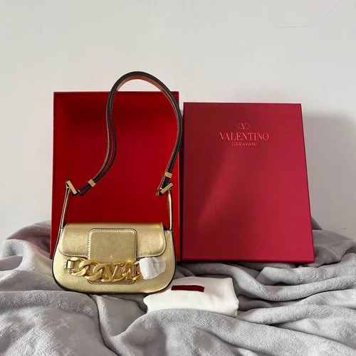 Valentino Original Shoulder Bag Authentic Rockstud Leather