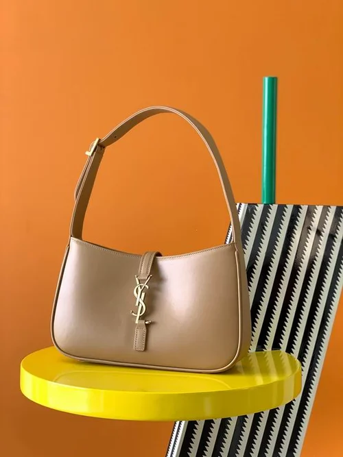 11 YSL Le 5 ¨¤ 7 Medium Hobo Bag Women Luxury Leather