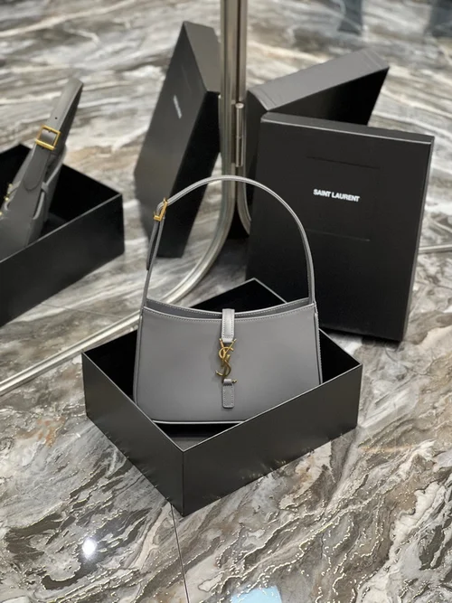 YSL Original Le 5 ¨¤ 7 Hobo Bag Authentic Leather